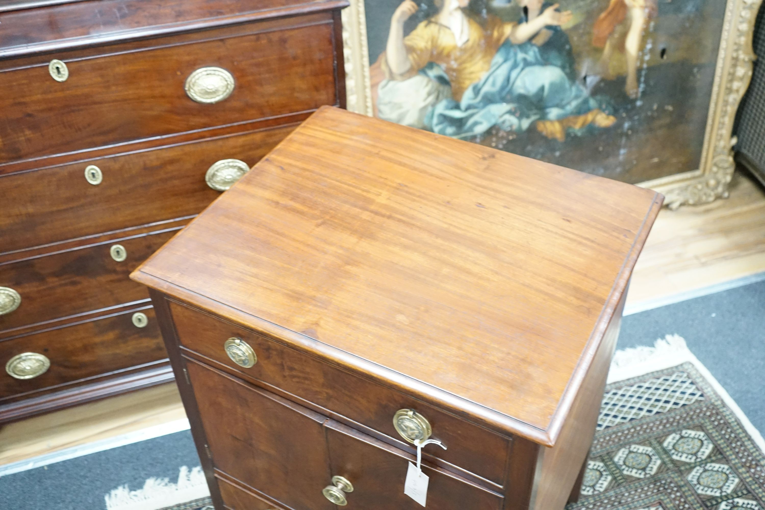 A George III mahogany enclosed washstand, width 64cm, depth 53cm, height 87cm